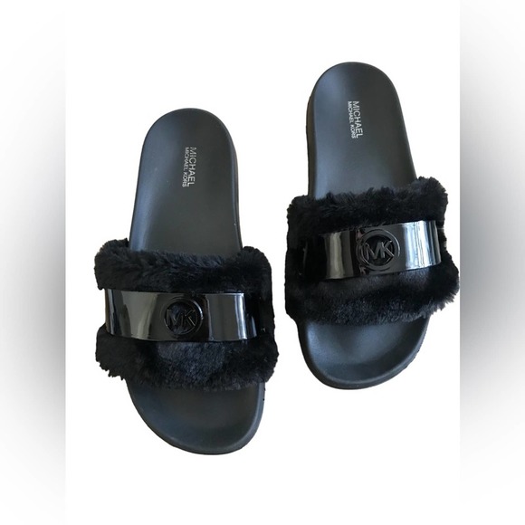 MICHAEL Michael Kors Shoes - MICHAEL Michael Kors Fur Jett Slide woman’s size 8